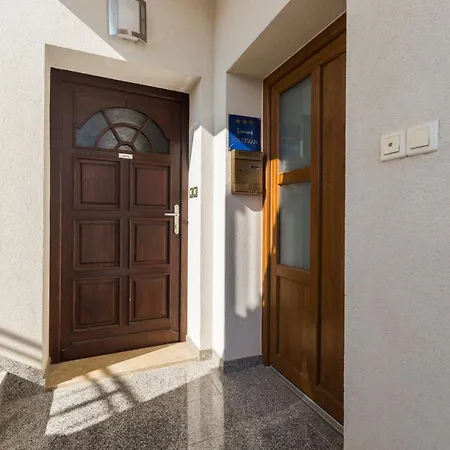 With Parking Space - 7012 Poreč