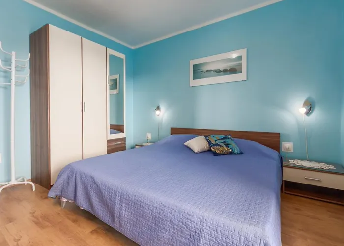 With Parking Space - 7012 アパート