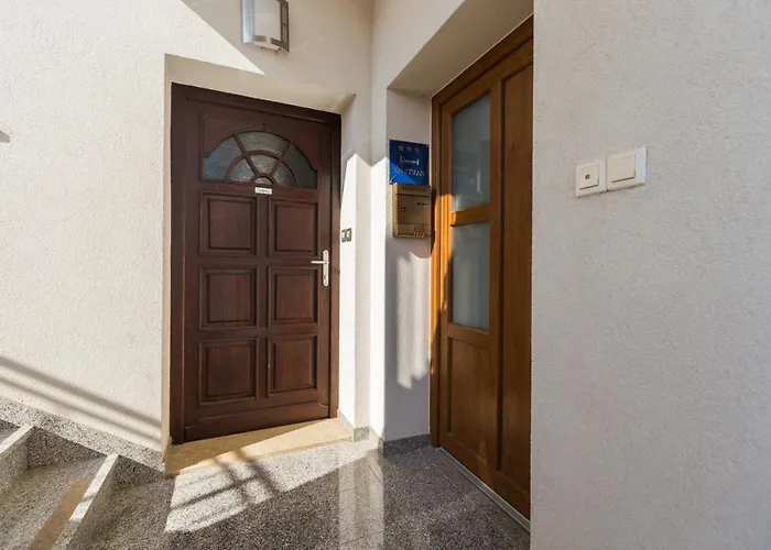 With Parking Space - 7012 Porec